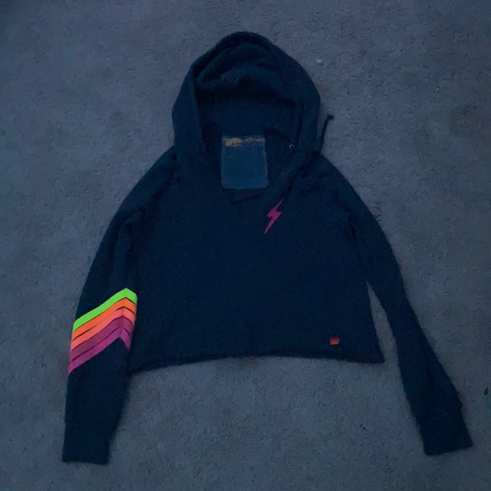 Woman’s small pullover hoodie. Aviator nation!